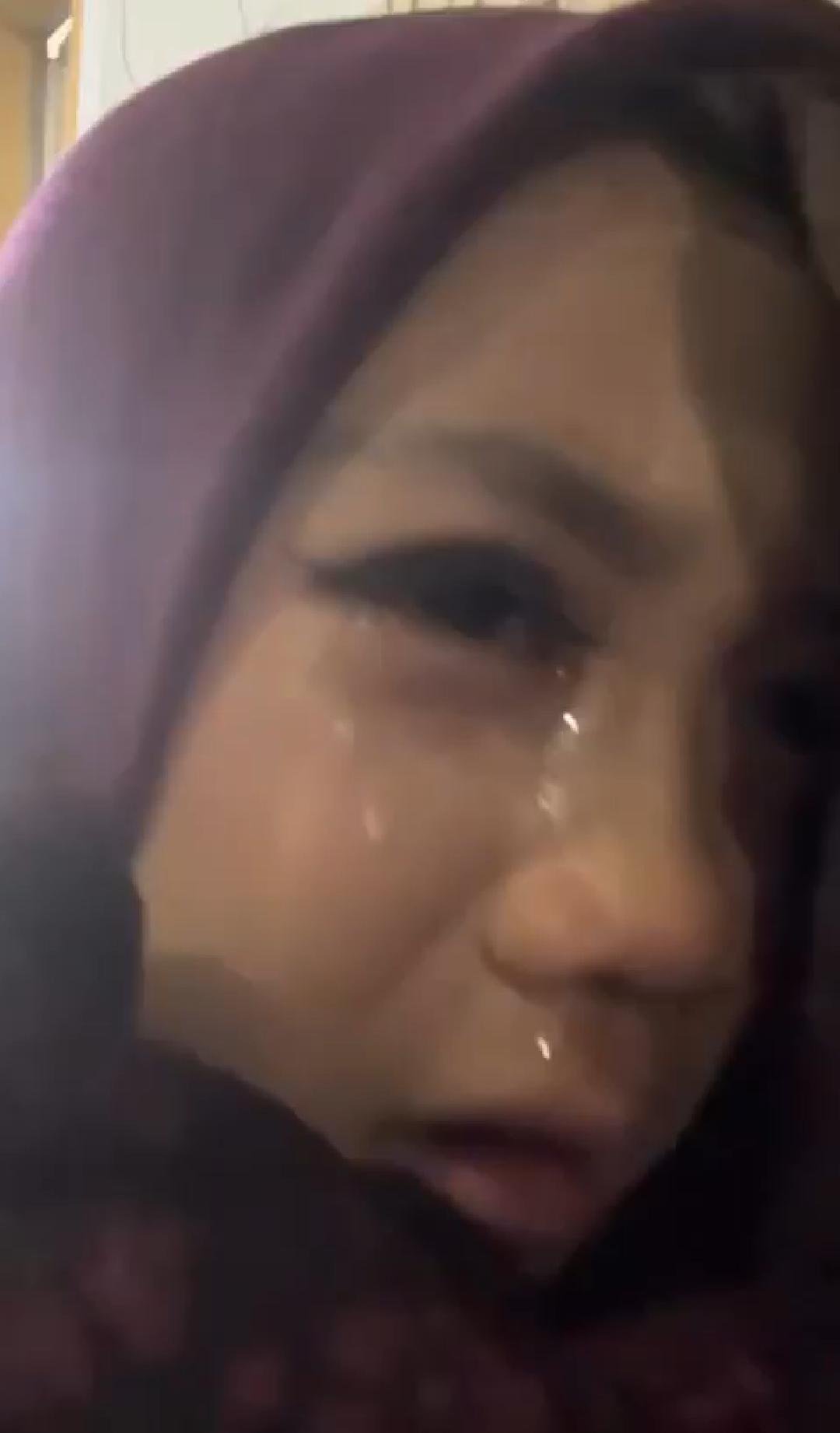 jkWdT9.jpg